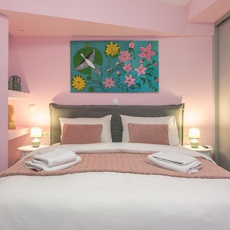 The Courtyard Oasis Apartment เอเธนส์ ภายนอก รูปภาพ