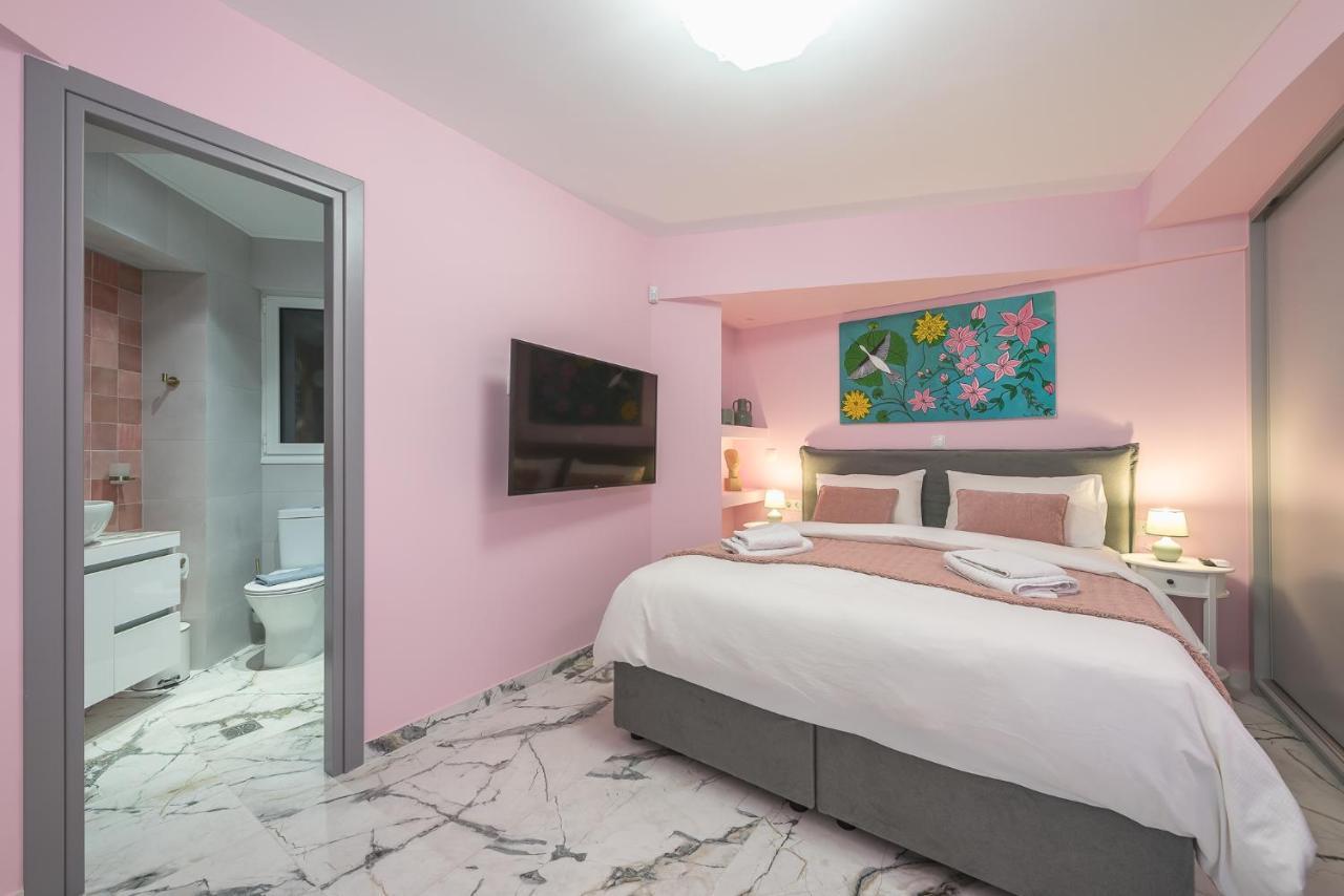 The Courtyard Oasis Apartment เอเธนส์ ภายนอก รูปภาพ