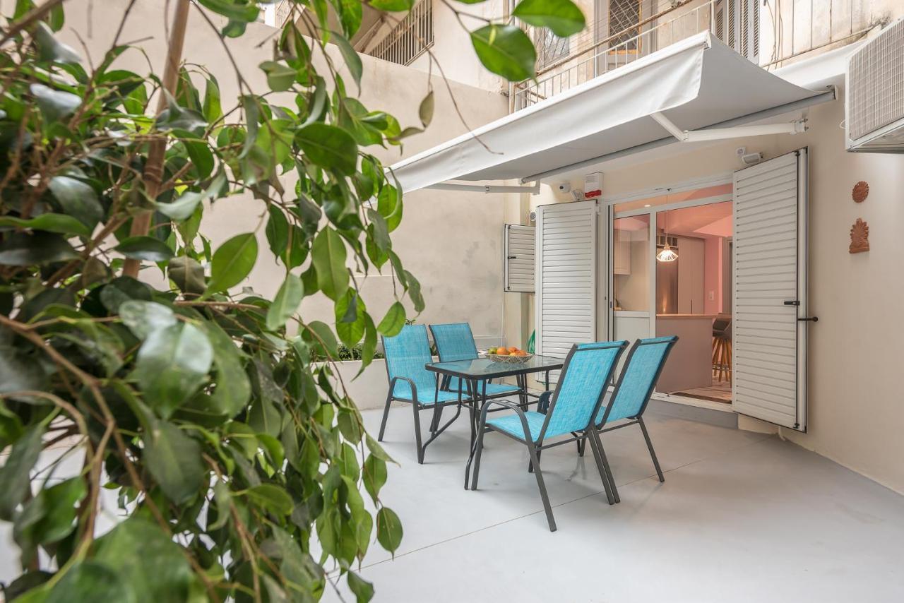 The Courtyard Oasis Apartment เอเธนส์ ภายนอก รูปภาพ