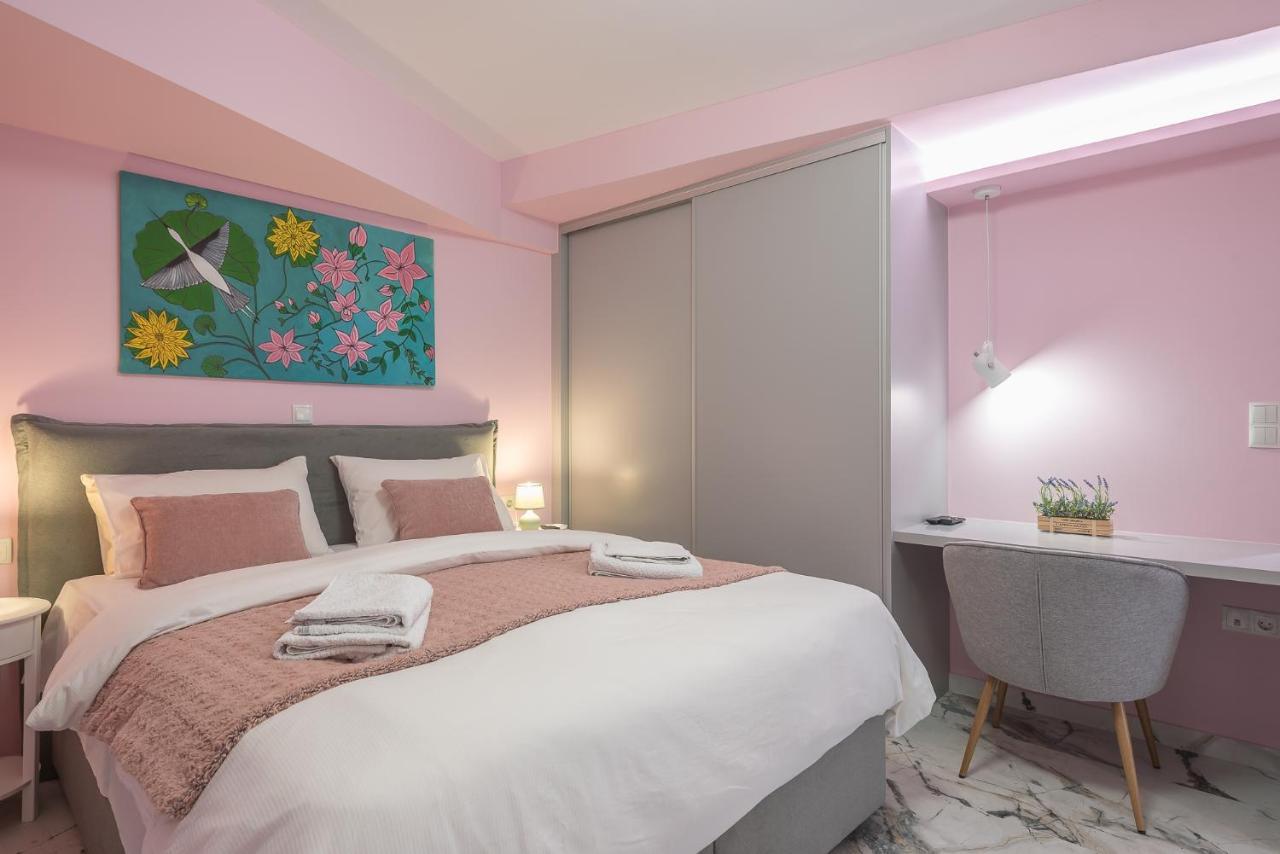 The Courtyard Oasis Apartment เอเธนส์ ภายนอก รูปภาพ